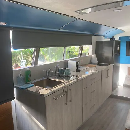 مكان تخييم Venus Elegant - Getaway Bus *