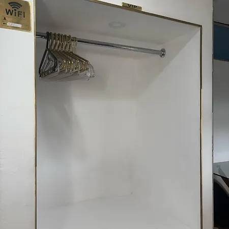 Venus Elegant - Getaway Bus *