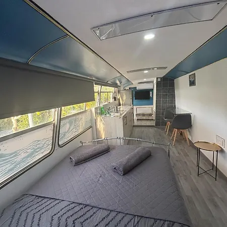 Venus Elegant - Getaway Bus * Klorakas